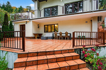 Na predaj - Priestranný 5-izbový rodinný dom s krytým bazén - 14