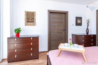 4 - izbová novostavba - bungalov s garážou na pozemku 422 m2 - 14