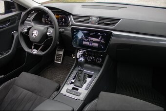 Škoda Superb 2.0 TDI DSG Style - 14