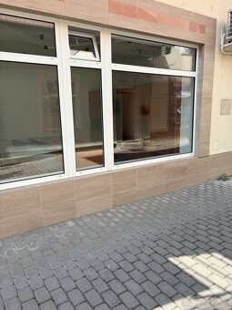 Na prenájom obchodný priestor 30 m2 v centre, Nitra - 14