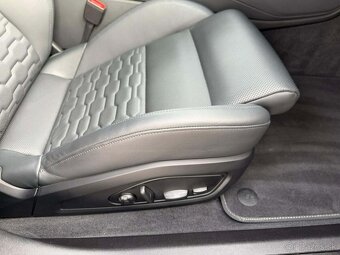 Audi E-tron GT S-LINE-BLACK EDITION QUATTRO - 14