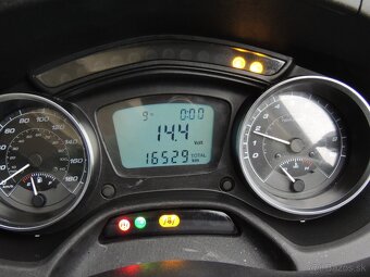 PIAGGIO MP3 500 HPE 2021 ABS ASR SPIATOČKA ,,B" vodičák - 14