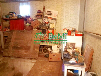 Predaj viacgeneračného rodinného domu - Dolné Semerovce  (04 - 14