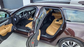 Volvo V90 T4 2.0L Momentum Pro A/T - 14