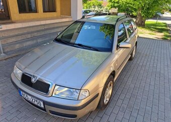 Škoda Octavia 1,9 TDI PD Elegance 4x4 Combi nafta manuál - 14