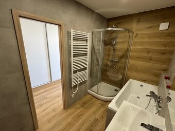 Predám 3 izbový kompet prerobený byt - 14