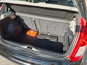 CITROEN C3 1,6 HDi r.v. 2006 - 14