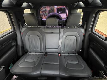 Land Rover Defender X-DYNAMIC HSE - 14