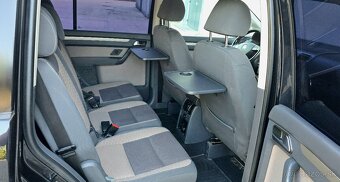 Volkswagen Touran Cross 1.9TDI - 14