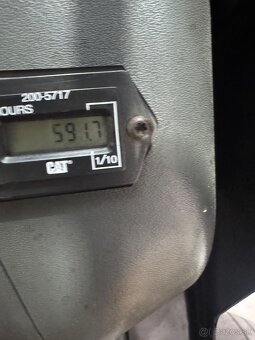 Caterpillar 226 B2 High Flow šmykový nakladač - 14