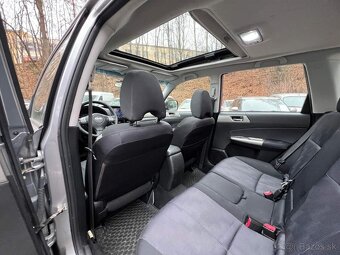 Subaru Forester 2.0i 110kW 4x4 automat klima tempomat 164tkm - 14