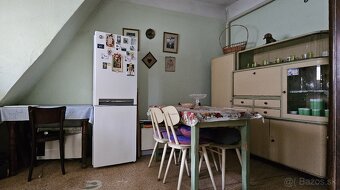 V obci Malé Kosihy päťizbový rodinný dom je na predaj. - 14