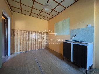 Perspektívny rodinný dom v centre obce Vrakúň - 14