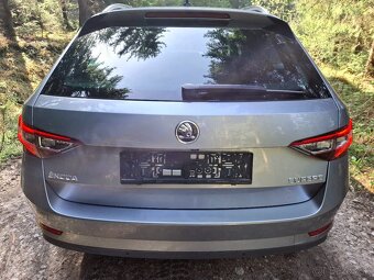 Škoda Superb Combi 2.0 TDI Style DSG 110kw,2019-tka,panorama - 14