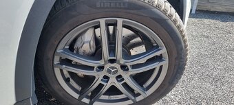 Predám Mercedes-Benz GLC 250 4MATIC 155 kW – TOP STAV - 14
