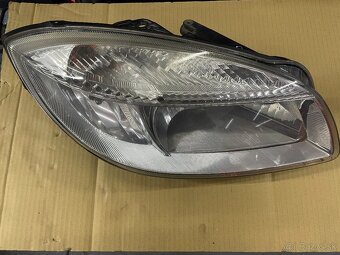 škoda fabia 2 dvere blatnik zrkadlo svetlo čelo vystuha - 14