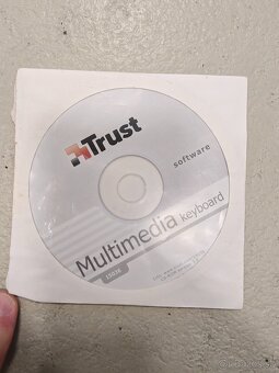 Intel Q9400 6GB GTX460 SSD - 14