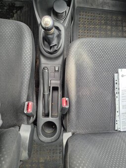Predám  Toyota Yaris 1.0I VVT-i Active - 14