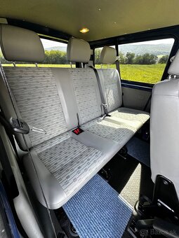 Predám Volkswagen caravelle LONG 2.0tdi 75kw 2012 8miestny - 14
