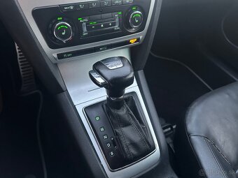 2011 Skoda Octavia Combi vRS - 14