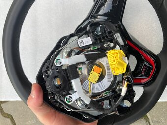 volant kůže DOTYK MULTI s řazením VW GOLF VIII GTI - - 14