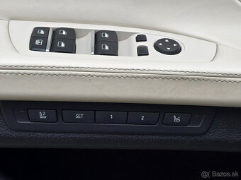 BMW 750i xDrive - 14