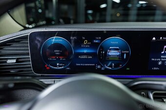 Mercedes-Benz GLE 400d 4MATIC AMG - 14