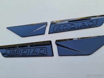 Čierne nápisy na blatník pre ŠKODA modely - 14