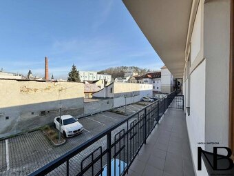 Na predaj kancelárske priestory v centre (70m2), TN - Stará - 14