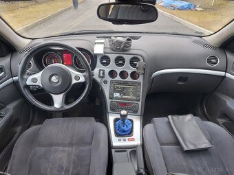Alfa Romeo 2,4 JTDm, 147kW - 14