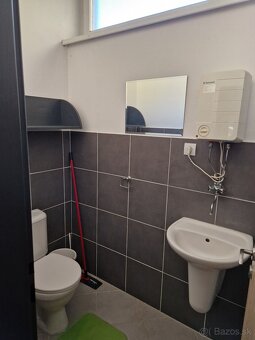 Predám prízemný priestor Piešťany ( Floreát ) - 14