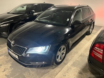 Skoda superb 3 combi l&k 4x4 2.0 tdi CR 140kW - 14