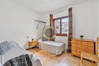 Dom 3+kk s terasou a bezénom Torrevieja-La Mata, Španielsko - 14