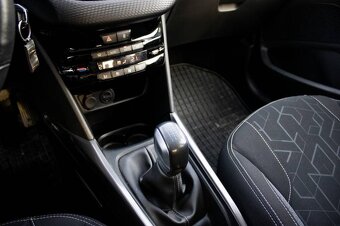 Peugeot 2008 1.2 PureTech Active 2017 - 14