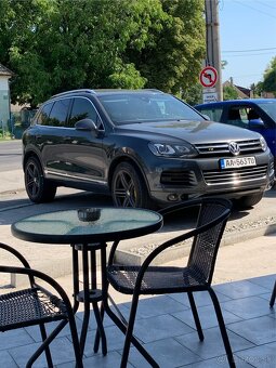 Predam Touareg 4.2 tdi V8 exluzive - 14