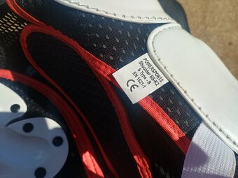 Celotelový chránič Shot - 14