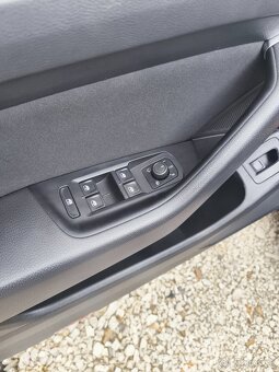 Volkswagen Passat Variant Comfortline 2.0TDI 110KW DSG 2023 - 14