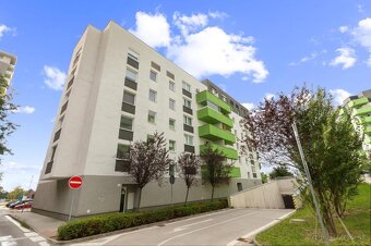 PRENÁJOM 1-IZBOVÝ BYT S PRIESTRANNÝM BALKÓNOM A PARKOVANÍM - 14