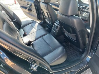 BMW Rad 3 E90 320d (120kW) Automat - 14