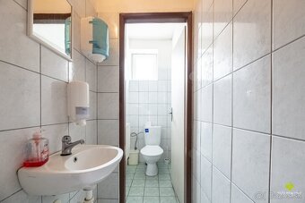 Na predaj reštauračný priestor v Chrenovci-Brusne - 14