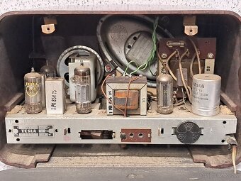 "Tenor" 》Tesla 426A 》Starožitné elektronkové radio 》bakeli - 14
