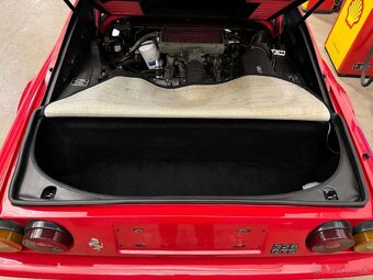 Ferrari 328 GTS „All Dark Red“ – 1988 - 14