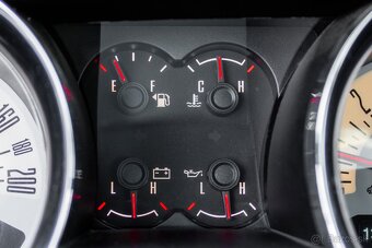 Ford Mustang 4.0L V6 - 14