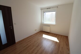 3-izbový byt s parkovacím státím v lukratívnom prostredí - 14