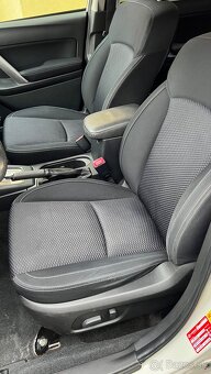 Subaru Forester 2.0 benzín - 14
