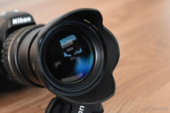 Nikon d5100 s AF objektivom 18 - 200 macro - 12tisic cvak. - 14