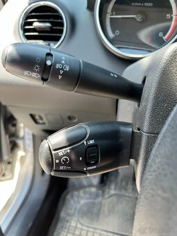 Peugeot 308 SW 1.6 HDi, 2009, 80 kW, 245651 km - 14