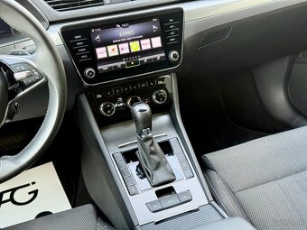 Škoda Superb 2,0 TDI 110kW 7DSG Style - 14