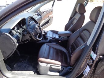 Škoda Superb 1.6 TDI Elegance - 14