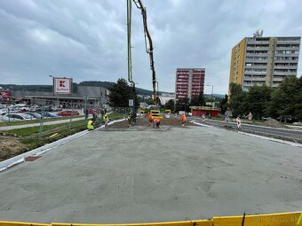 Priemyselne podlahy - lesteny beton - 14